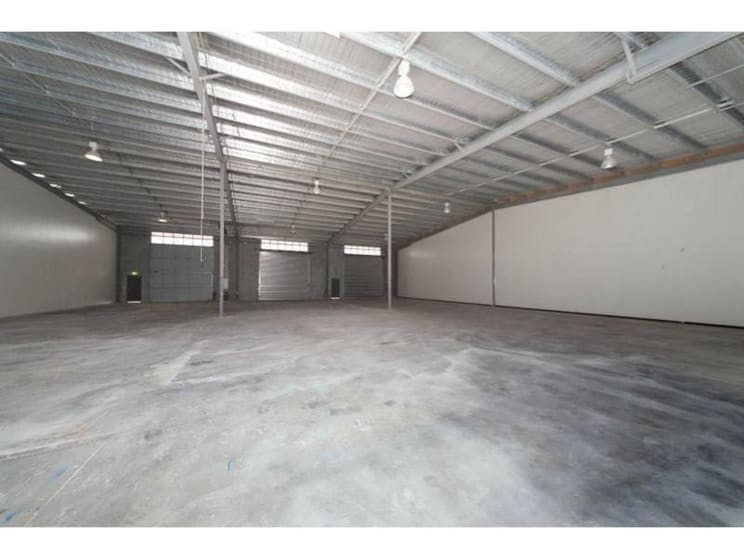 Click to view all images Tenancy B/14-16 Toohey Street Portsmith QLD 4870 - Image 2