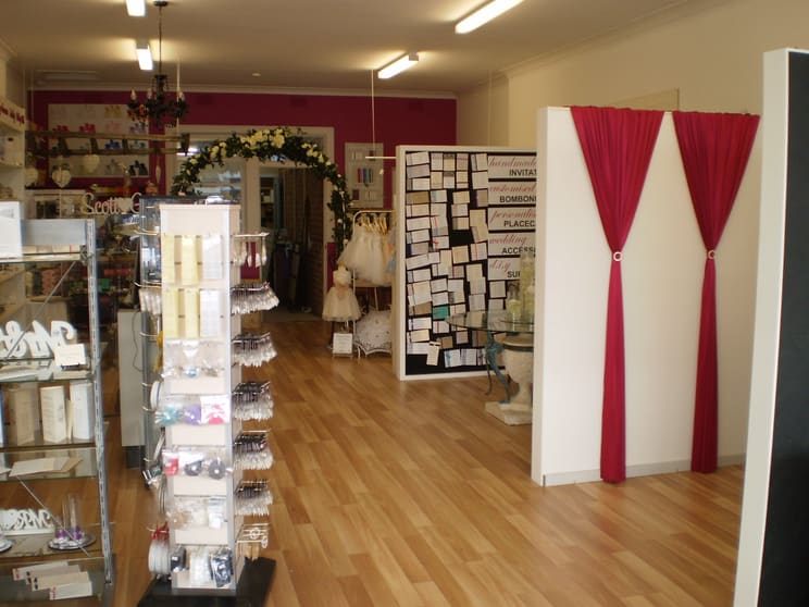 Click to view all images 164 Rosebank Avenue Clayton South VIC 3169 - Image 3