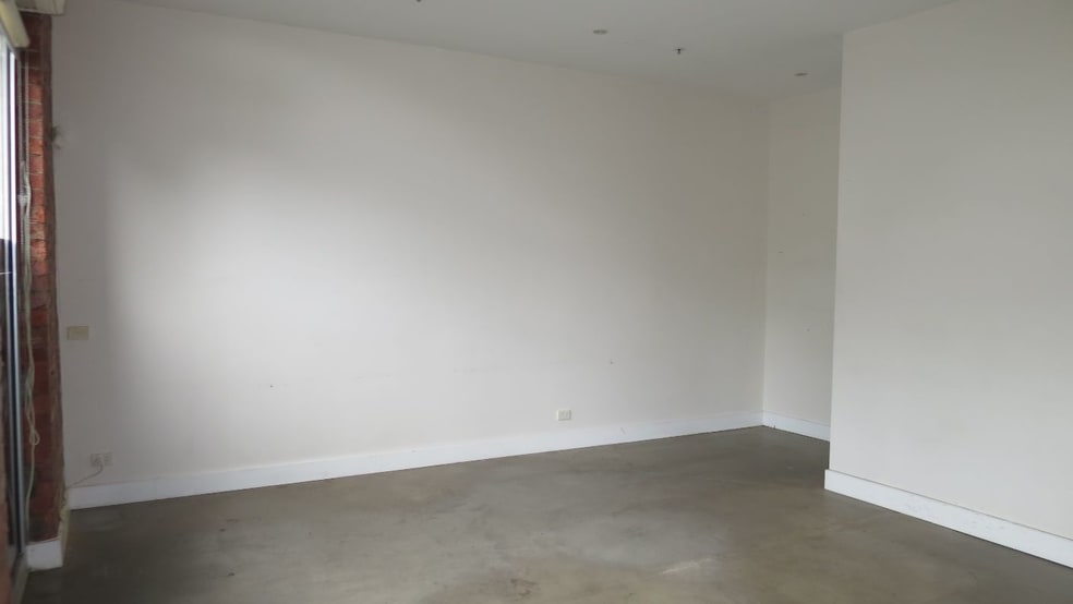 Click to view all images 3/53 Stewart Street Richmond VIC 3121 - Image 3
