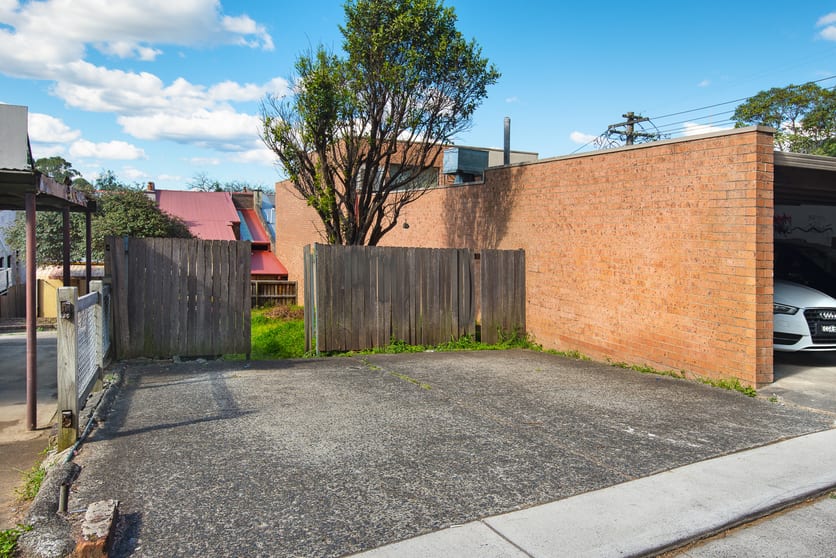 Click to view all images 98 Hampden Road Artarmon NSW 2064 - Image 3