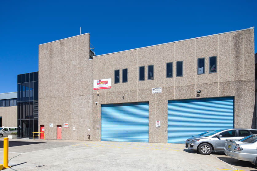 Click to view all images 67 O'Riordan Street Alexandria NSW 2015 - Image 2