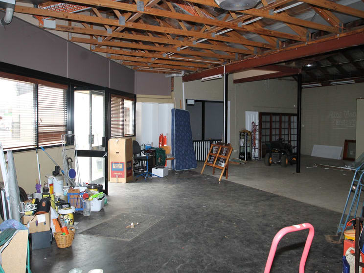 Click to view all images 84B Russell Street Toowoomba City QLD 4350 - Image 2
