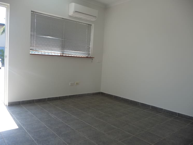 Click to view all images 10/128 Coonawarra Road Winnellie NT 0820 - Image 2