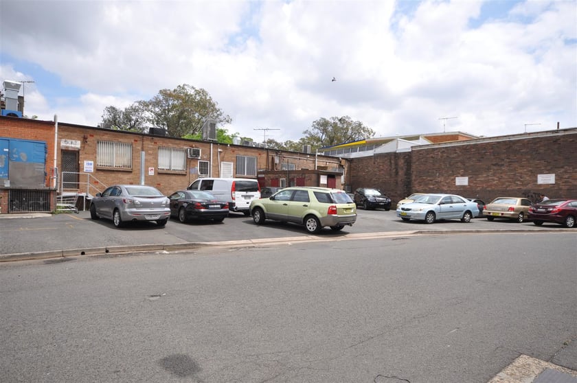 Click to view all images Suite 2/Level 1, 166-170 Macquarie Street Liverpool NSW 2170 - Image 3