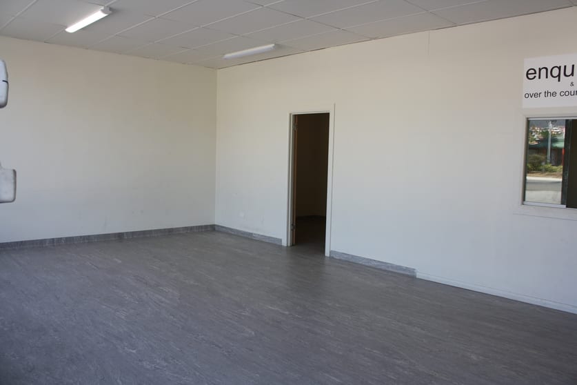 Click to view all images Shop B 241 Main Road Derwent Park TAS 7009 - Image 3
