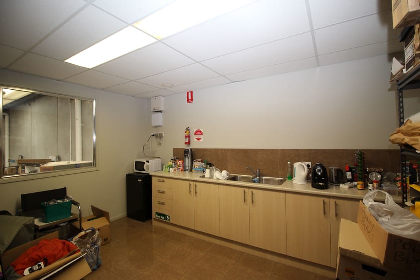 Click to view all images 3/11-13 Capital Place Carrum Downs VIC 3201 - Image 2