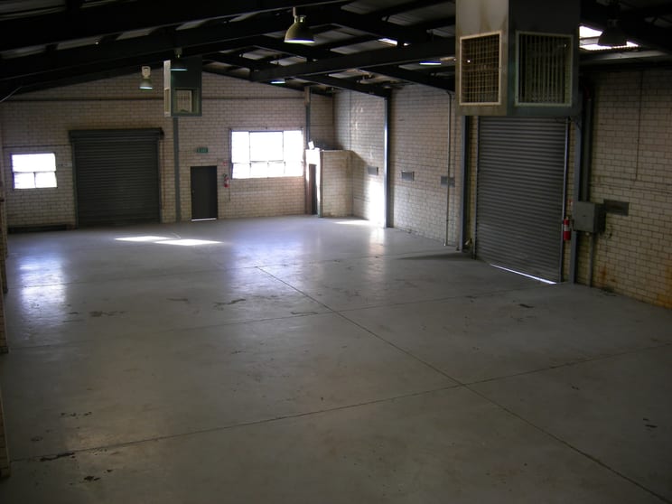 Click to view all images 360 Neerim Rd Carnegie VIC 3163 - Image 2