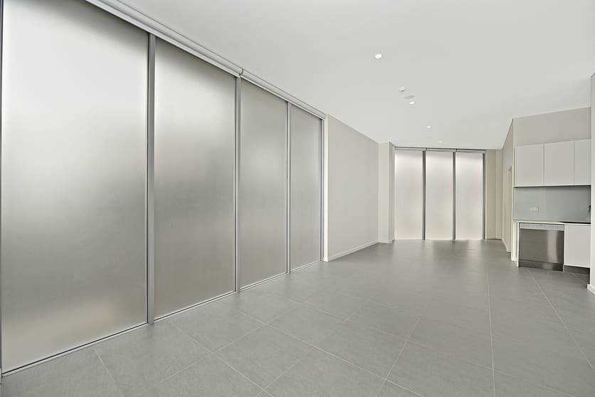 Click to view all images 1/286 Unwins Bridge Road Sydenham NSW 2044 - Image 2