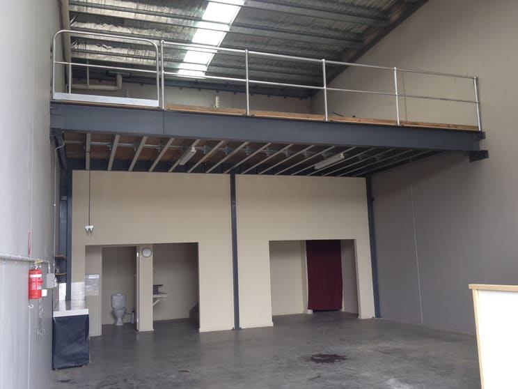 Click to view all images 19/4 Weddel Court Laverton VIC 3028 - Image 3