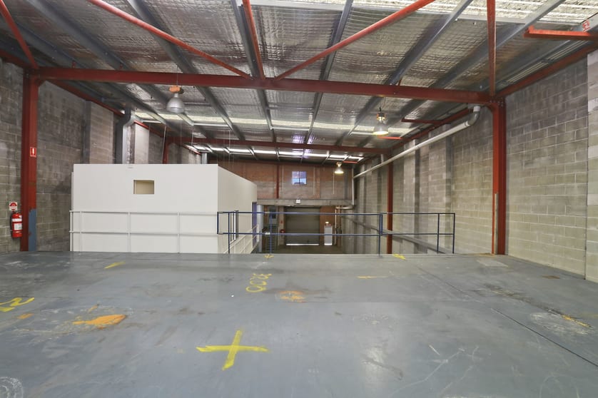Click to view all images 6 Homedale Road Bankstown NSW 2200 - Image 2