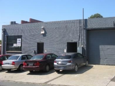 Click to view all images 14A & 14B Hinkins Street Moonee Ponds VIC 3039 - Image 1