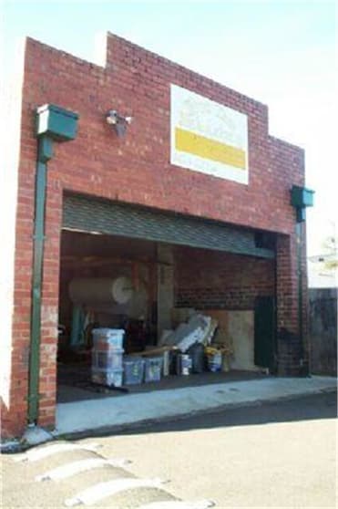 Click to view all images 73 Upper Heidelberg Road Ivanhoe VIC 3079 - Image 2