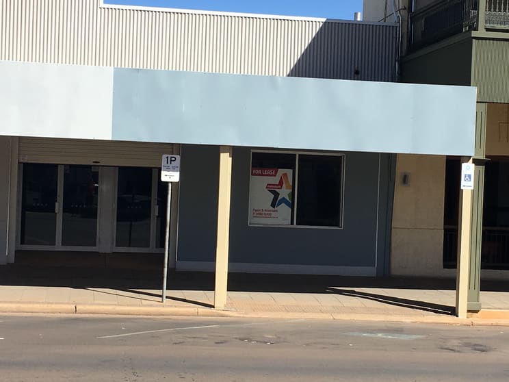 Click to view all images 315 Hannan Street Kalgoorlie WA 6430 - Image 3