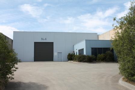 Click to view all images 4/4 David Lee Road Hallam VIC 3803 - Image 3
