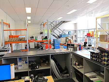 Unit 2/ 640-680 Geelong Road Brooklyn VIC 3012 - Image 3