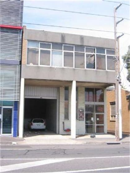 Click to view all images 106 Barkly Street St Kilda VIC 3182 - Image 1