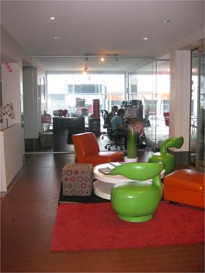 Click to view all images Woolloongabba QLD 4102 - Image 2
