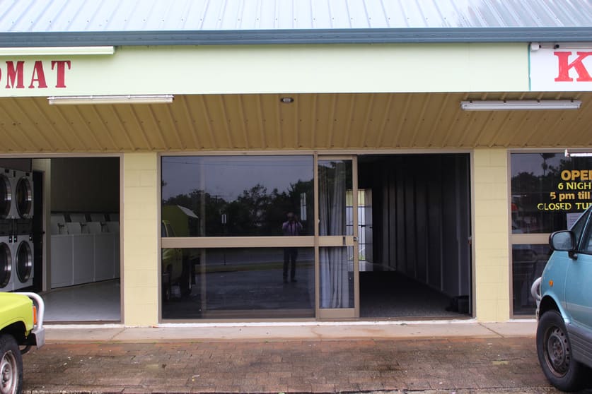 Click to view all images 2/3 Windarra Street Woree QLD 4868 - Image 1