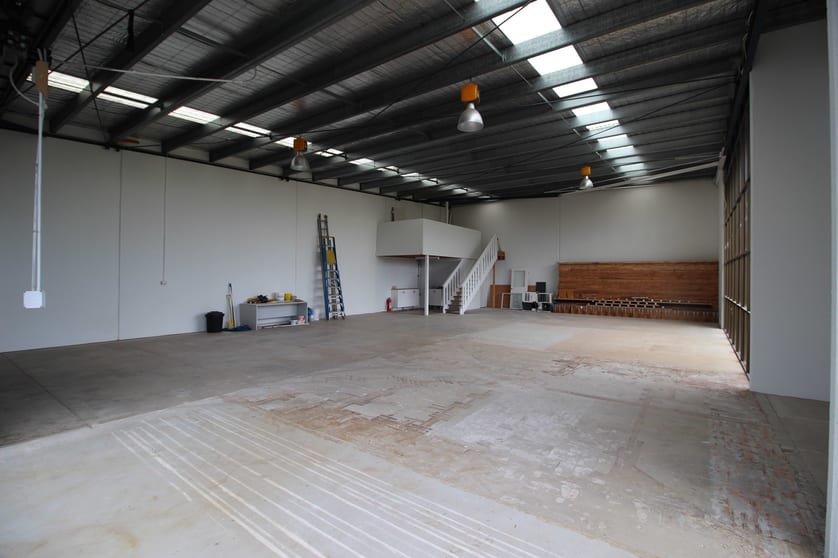 Click to view all images 1/14 Latham Street Mornington VIC 3931 - Image 3