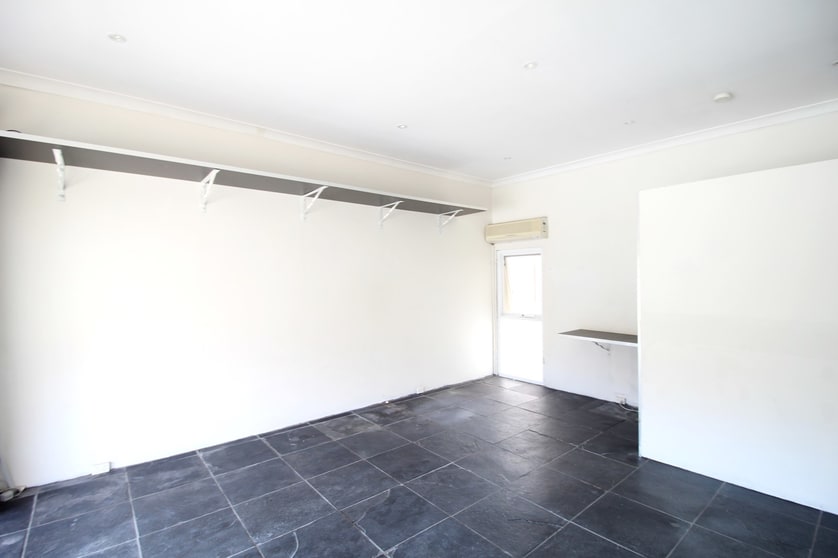 Click to view all images 693A Old South Head Road Vaucluse NSW 2030 - Image 2