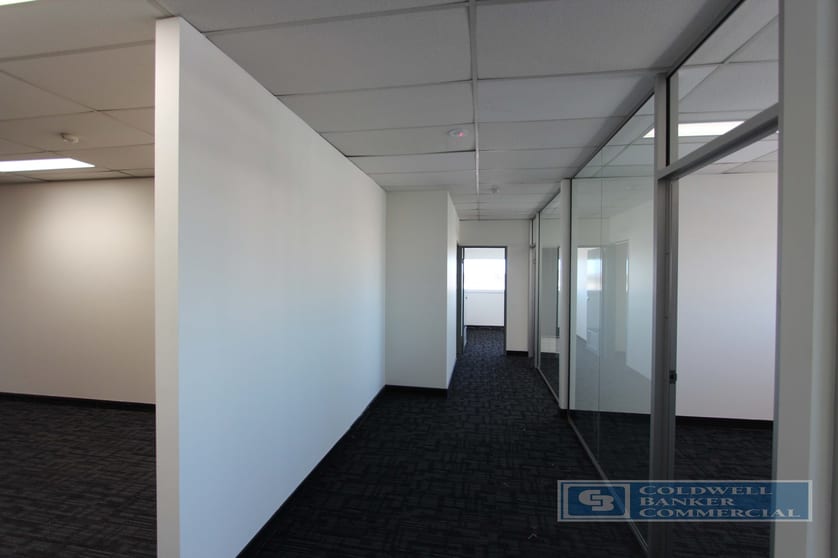 Click to view all images Upper Mount Gravatt QLD 4122 - Image 3