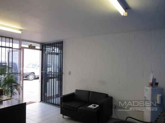 Click to view all images Coopers Plains QLD 4108 - Image 2