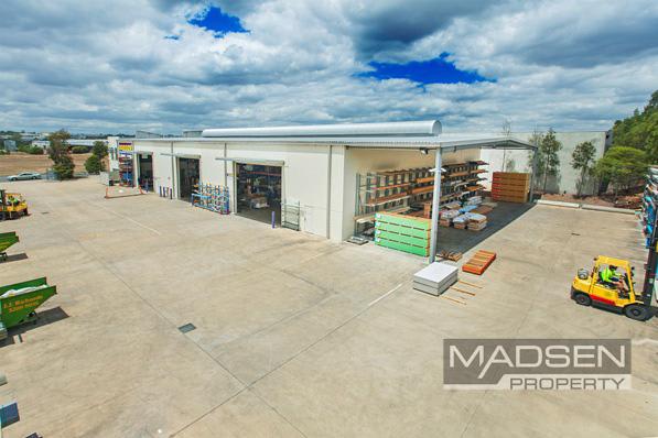 Click to view all images Lease/142 Mica Street Carole Park QLD 4300 - Image 3