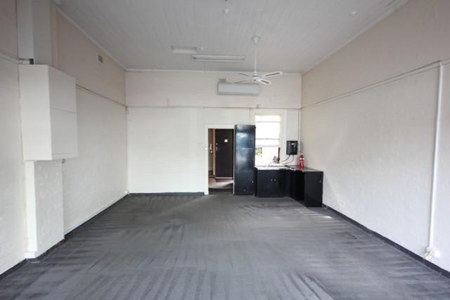 Click to view all images 285 Auburn Road Hawthorn VIC 3122 - Image 2
