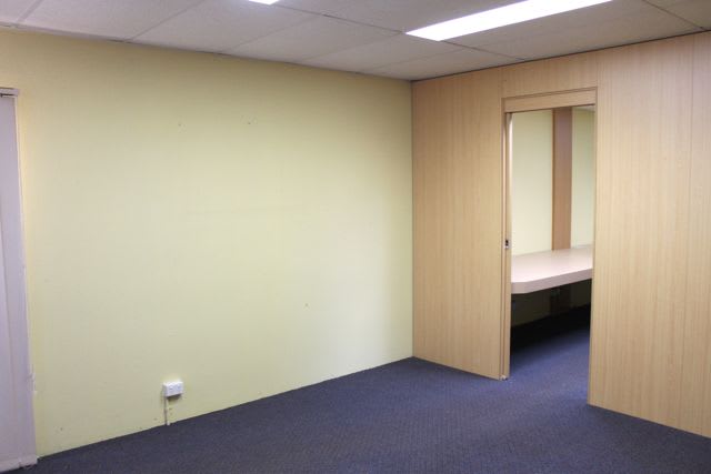 1/24 Deakin Street Brendale QLD 4500 - Image 2