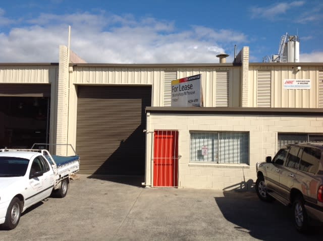 Click to view all images 2/120 Gormanston Road Derwent Park TAS 7009 - Image 1