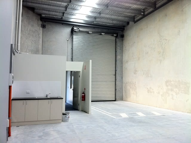 Click to view all images 24/55 Commerce Circuit Yatala QLD 4207 - Image 2