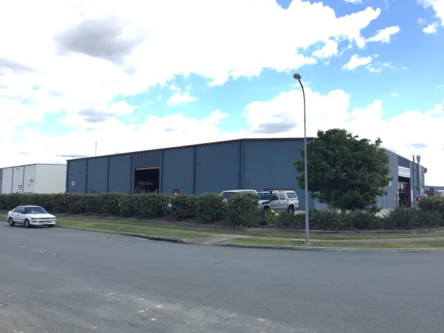 Click to view all images 4 Bult Drive Brendale QLD 4500 - Image 2