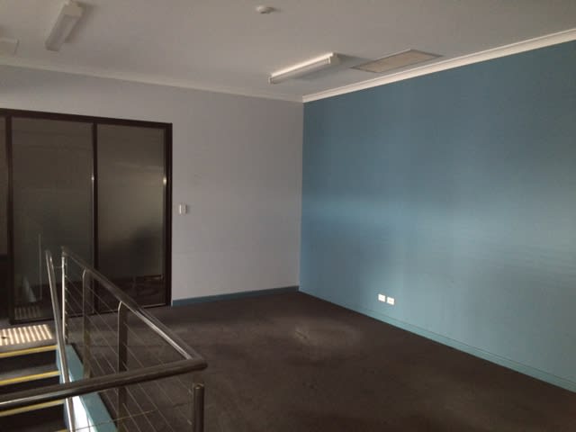 Click to view all images 7 Rafferty Road Mandurah WA 6210 - Image 3