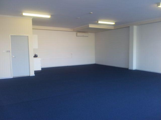 Click to view all images 2/1-3 Larkin Camperdown NSW 2050 - Image 3