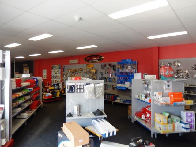 Click to view all images Units 2&3,/14A Hines Road O'connor WA 6163 - Image 3