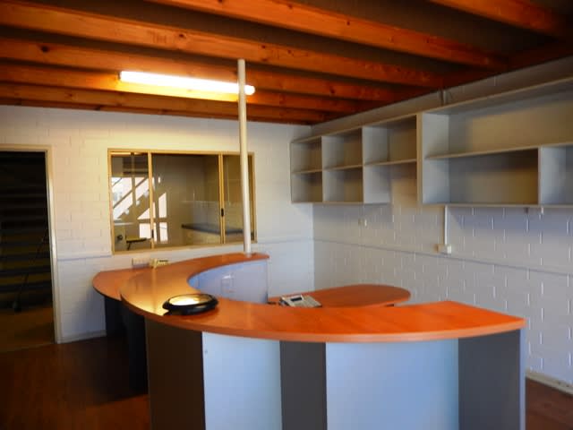 Click to view all images 30 Hogarth Street Cannington WA 6107 - Image 3