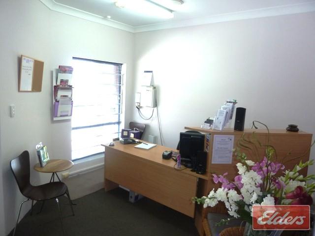 Click to view all images 3/582 Logan Road Greenslopes QLD 4120 - Image 3