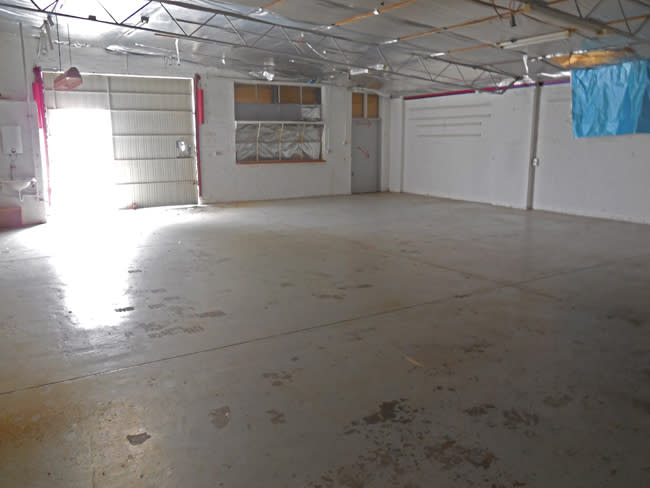 Click to view all images 2/2a Coora Oakleigh South VIC 3167 - Image 3