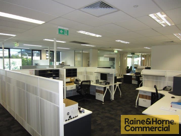 Click to view all images 3/175 Melbourne Street South Brisbane QLD 4101 - Image 2
