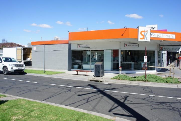 Click to view all images 481 Warrigal Road Ashwood VIC 3147 - Image 3