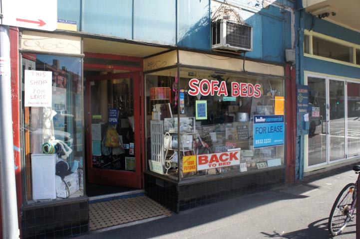 Click to view all images 207 Barkly Street St Kilda VIC 3182 - Image 1