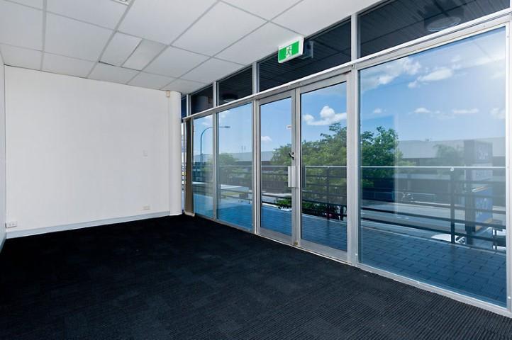 Click to view all images 504 Lutwyche Road Lutwyche QLD 4030 - Image 3
