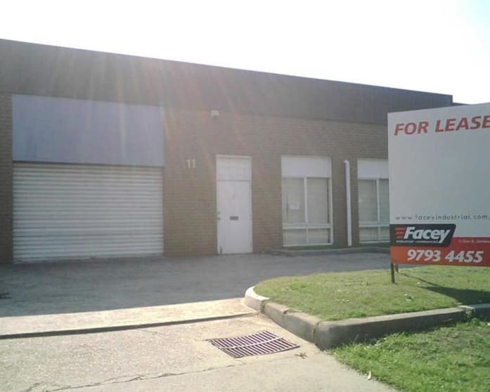 Click to view all images Unit 4/11 Kirkham Road West Keysborough VIC 3173 - Image 1