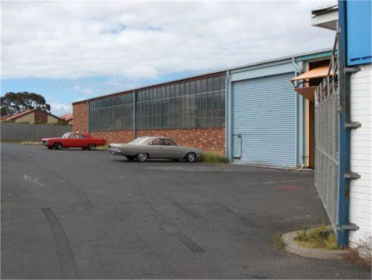 221 Nepean Highway Mentone VIC 3194 - Image 2