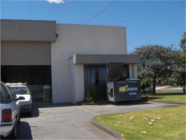 Click to view all images 1/23 Mills Road Braeside VIC 3195 - Image 2