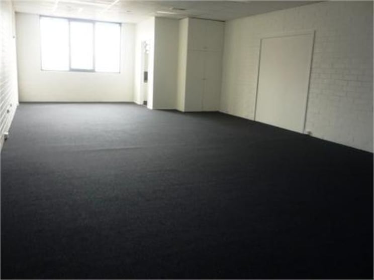 Click to view all images 1/83 Wellington St Windsor VIC 3181 - Image 3
