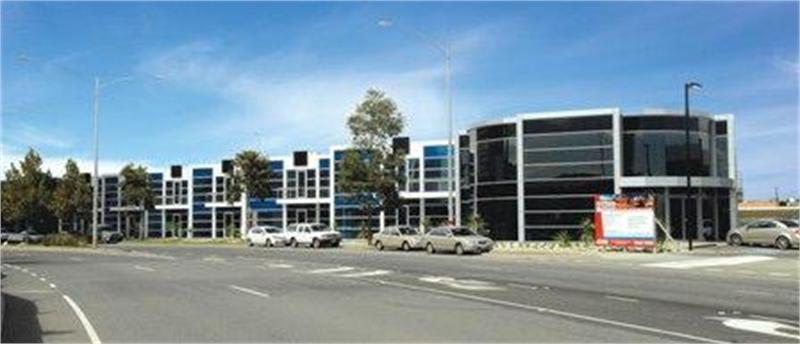 Click to view all images 13/75 Lorimer Street Port Melbourne VIC 3207 - Image 1