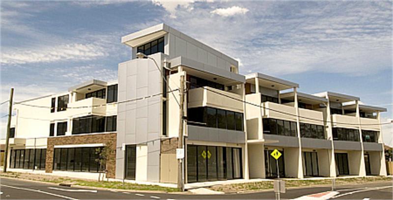 Click to view all images 30-32 East Esplanade St Albans VIC 3021 - Image 1