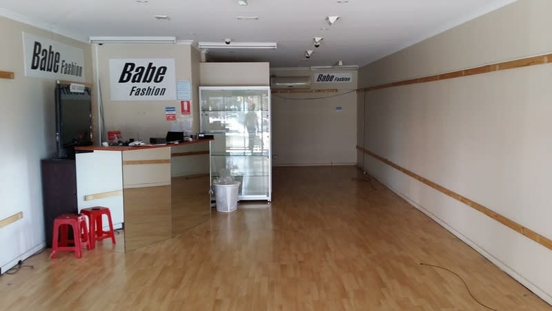 Click to view all images 410 Centre Road Bentleigh VIC 3204 - Image 2