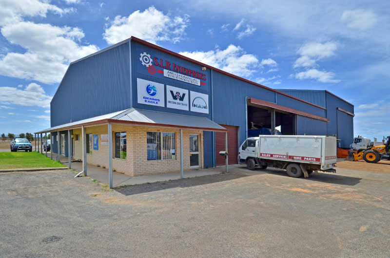 Click to view all images 69 Pendeen Road Albany WA 6330 - Image 1